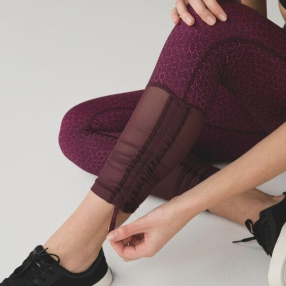 Lululemon Sweaty Endeavor Tight Star Pixel Raspberry Bordeaux Drama / Bordeaux - Picture 5 of 14